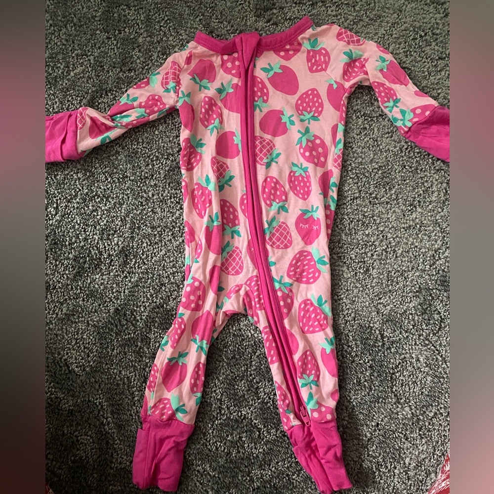 LITTLE SLEEPIES, strawberry print, newborn, EUC
